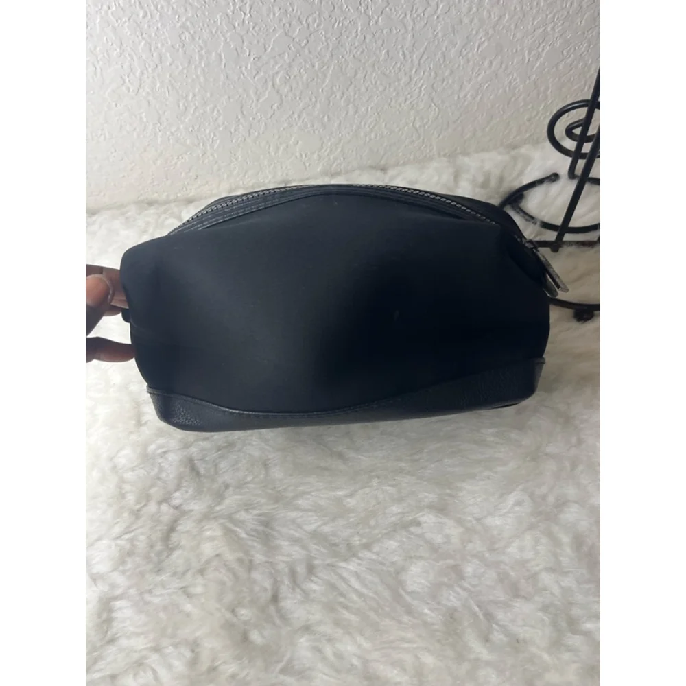 Jimmy Choo Parfums Cosmetic Travel Pouch Bag Black